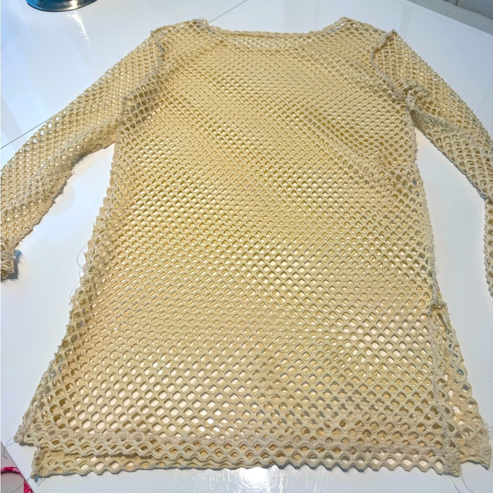 Pre loved M/L Beige mesh Shirt